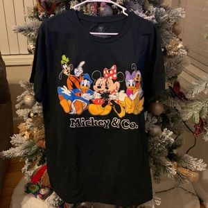 Disney Mickey Mouse & Friends Adult T-Shirt Size L